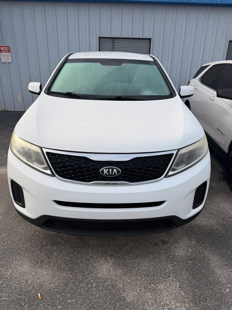 2015 Kia Sorento LX's photo