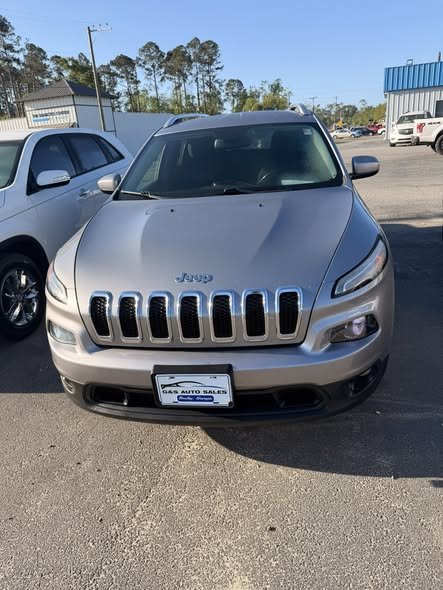 2017 Jeep Cherokee Latitude's photo