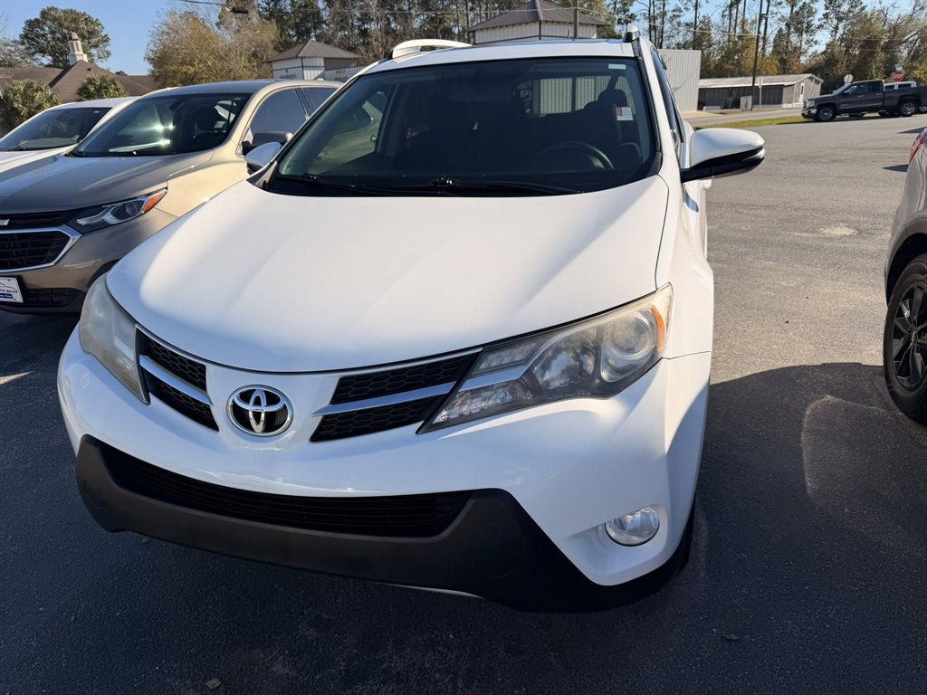 2014 Toyota RAV4 XLE's photo