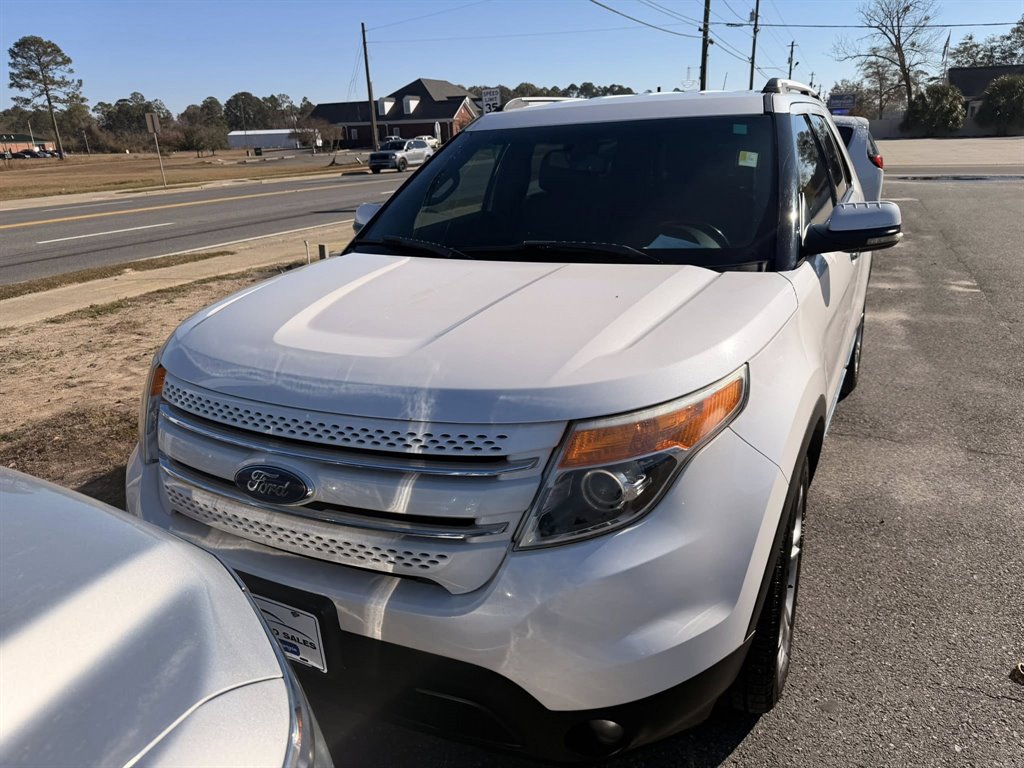 2011 Ford Explorer Limited's photo
