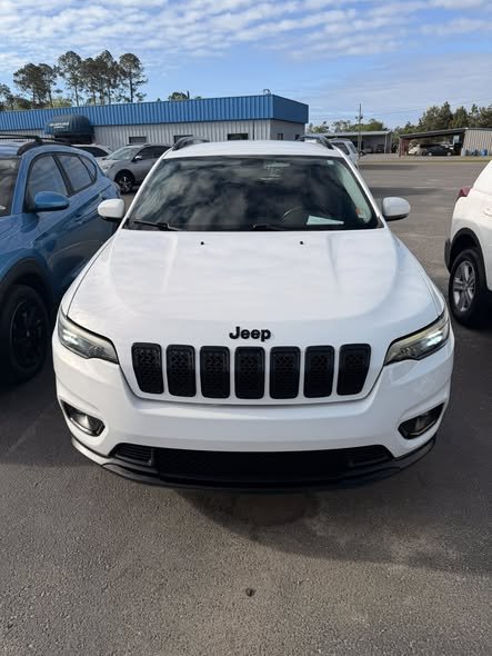 2019 Jeep Cherokee Altitude's photo