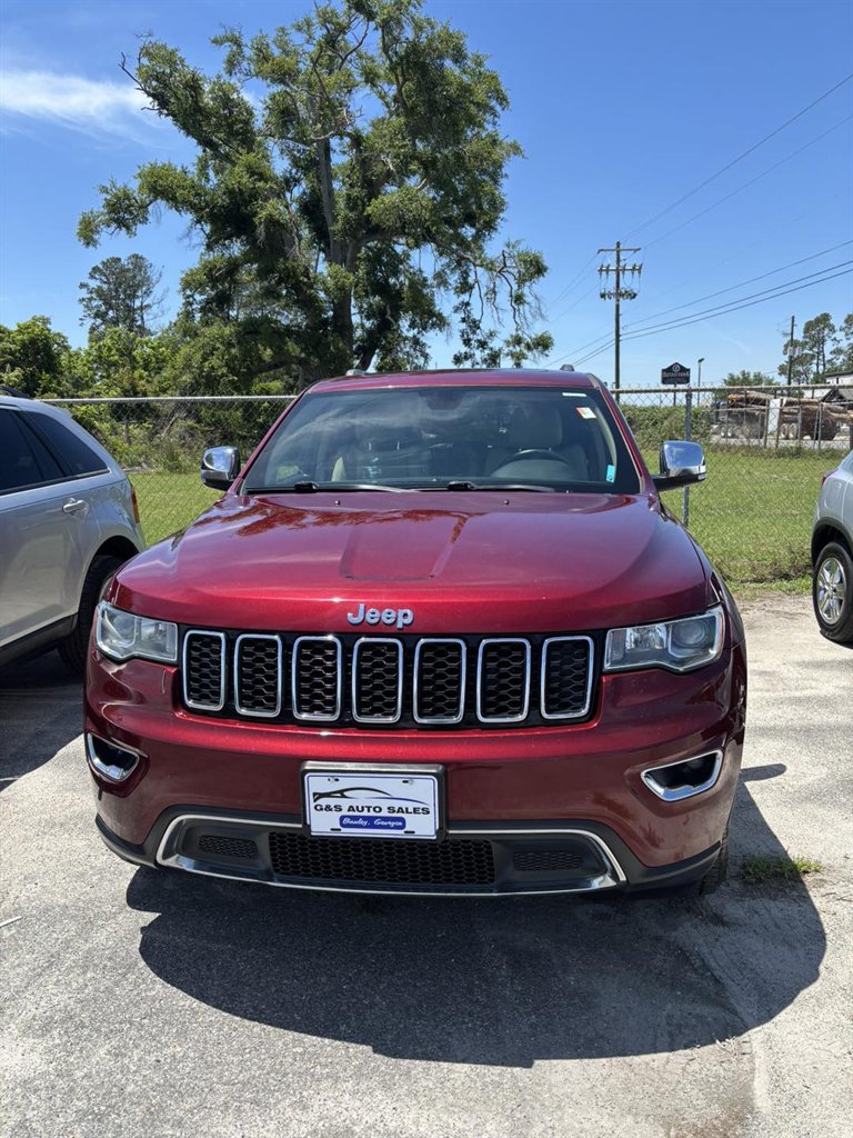 2018 Jeep Grand Cherokee Limited's photo